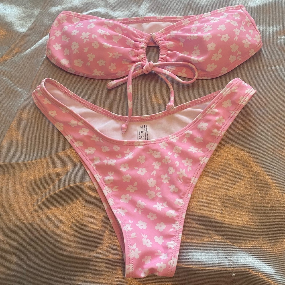 SHEIN strapless bikini